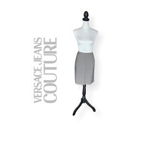 Versace Jeans Couture Gray Plaid Pencil Skirt Pink Satin Lined Size IT 40 / US 6